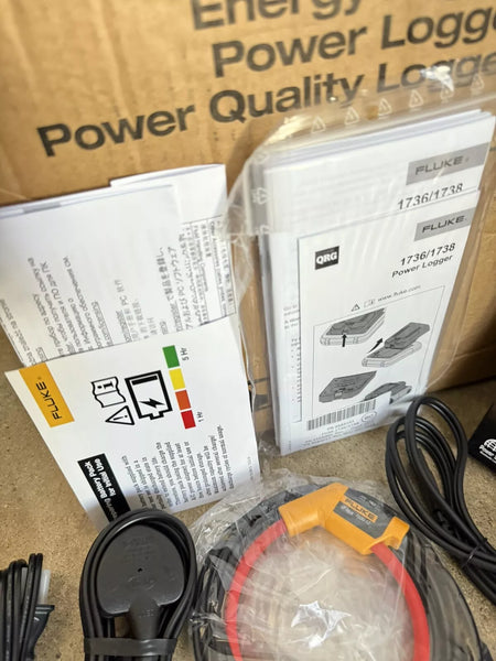 Fluke 1738 Power Logger Kit 3 Phase with Accessories Calibrated 2024