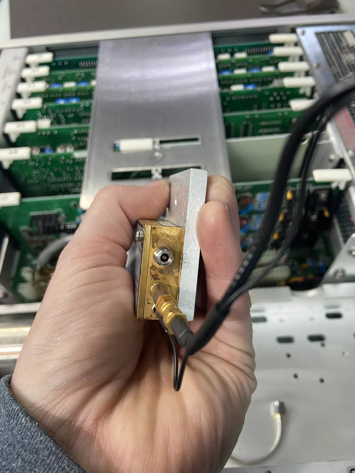 Wiltron Anritsu 6640B-10 26.5GHz to 40GHz Sweep Signal Generator Part