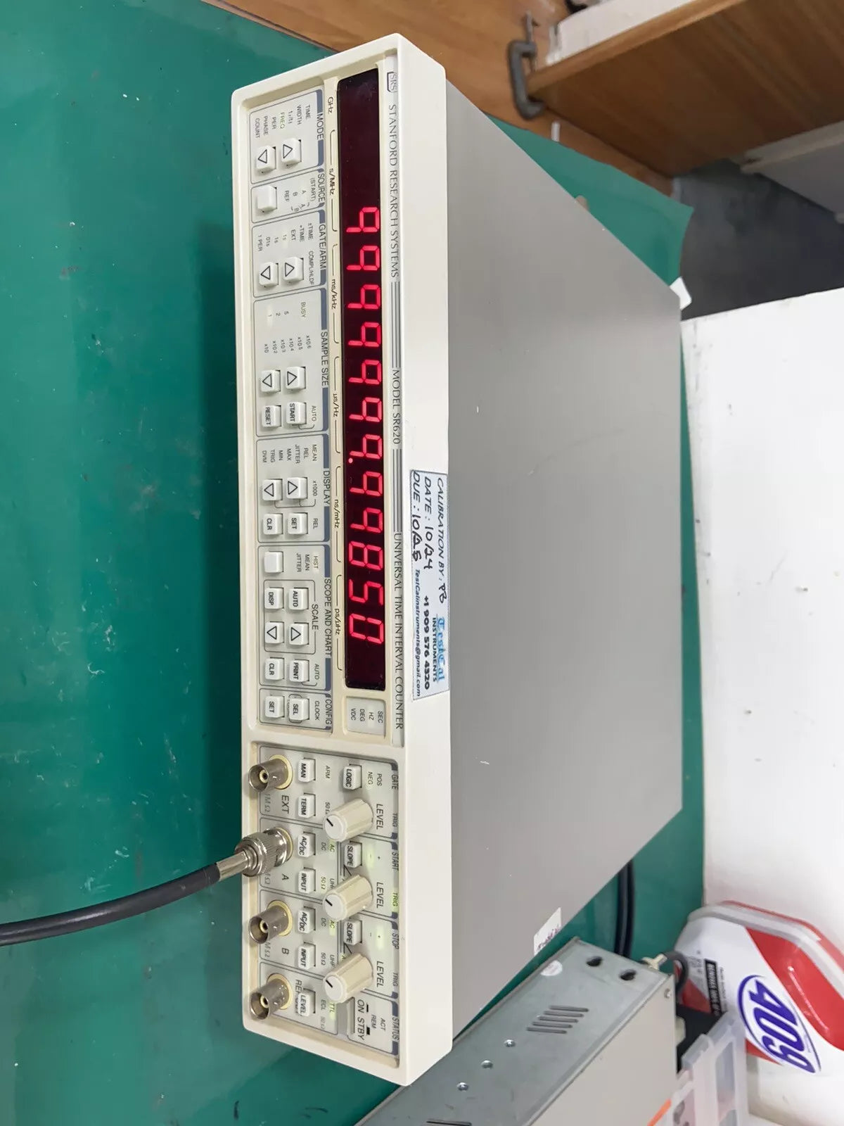 SRS Stanford Research SR620 12 Digit Frequency Counter 1.3 GHz 25 ps with Opt 01