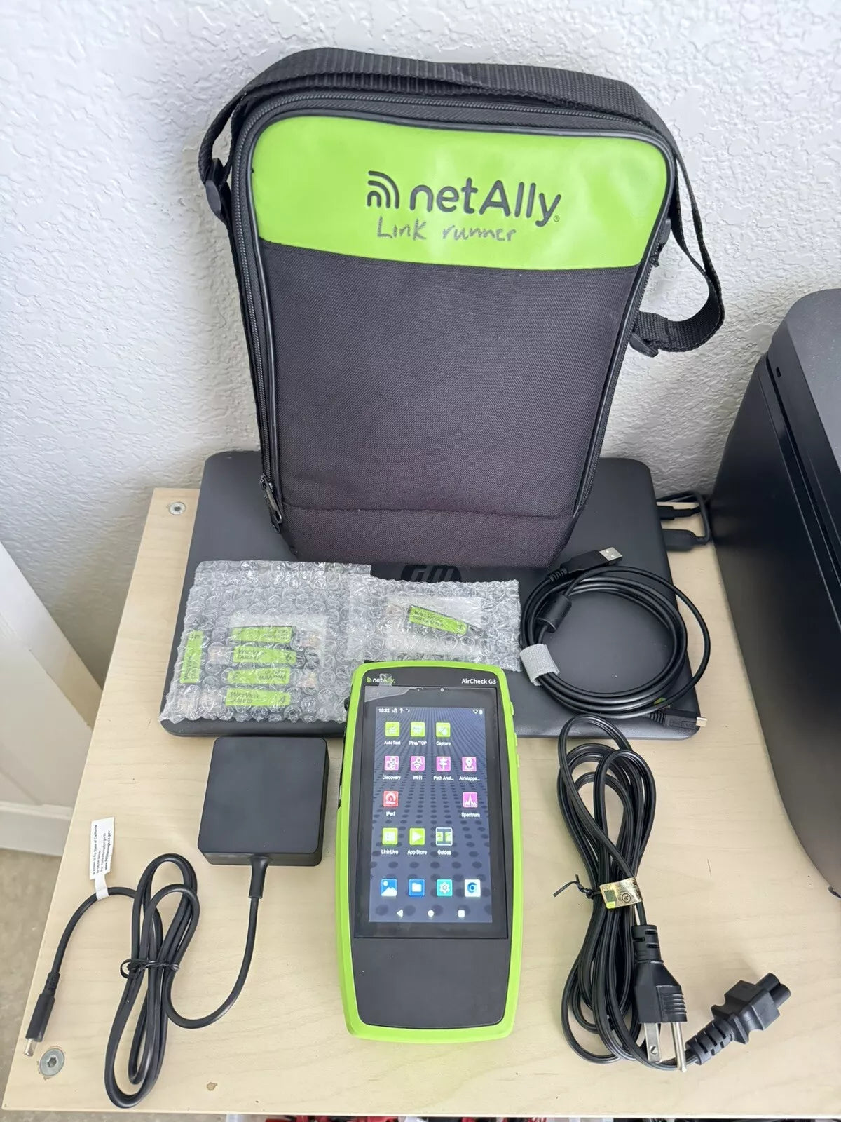 NetAlly AirCheck G3 Pro Wireless Tester Kit with 1-6 Wire View w/Bag & Cables