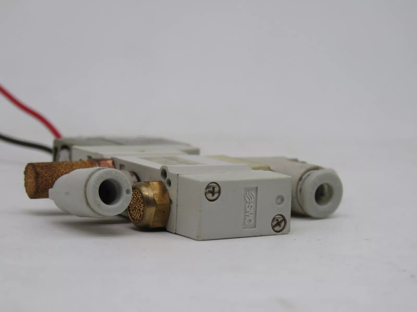 SMC SY3120-5LZ-M5 Solenoid Valve 5 Port Body Ported Single Unit 24VDC