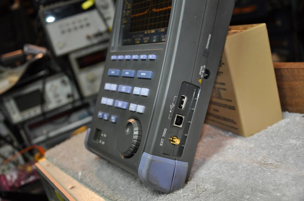 Compact Anainstr Portable Digital Multimeter