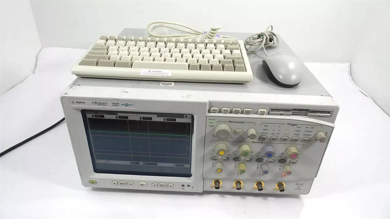 Agilent 54831M Infiniium Oscilloscope 600 MHz 4 GS/a (Free Shipping)