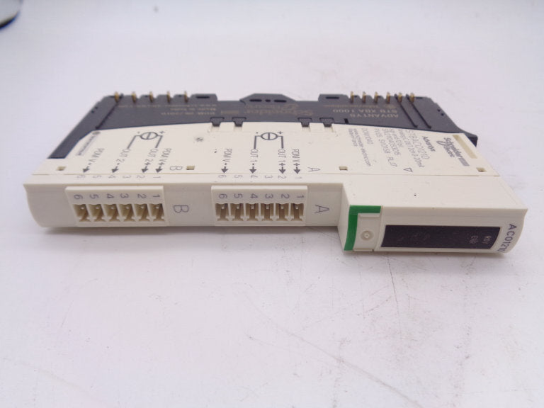 Schneider Electric STBACO1210K PLC Module
