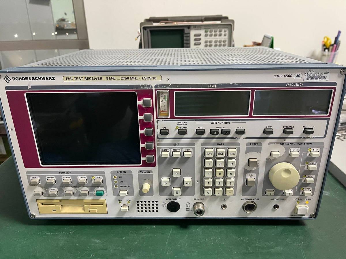 Rohde & Schwarz ESCS30 EMI Test Receiver 9 kHz - 2750 MHz _0369 - XG eqpt