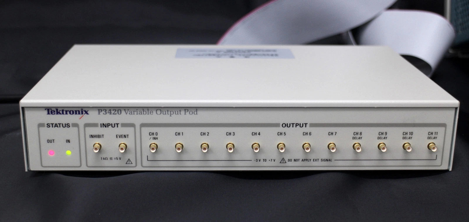 Tektronix DG2020 200MHZ DATA GENERATOR