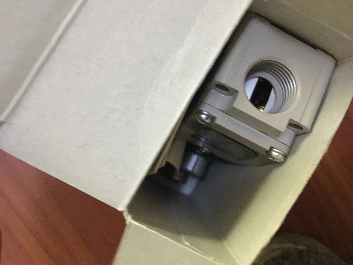 Omron WLD2-55LD New In Box with 1 Year Warranty
