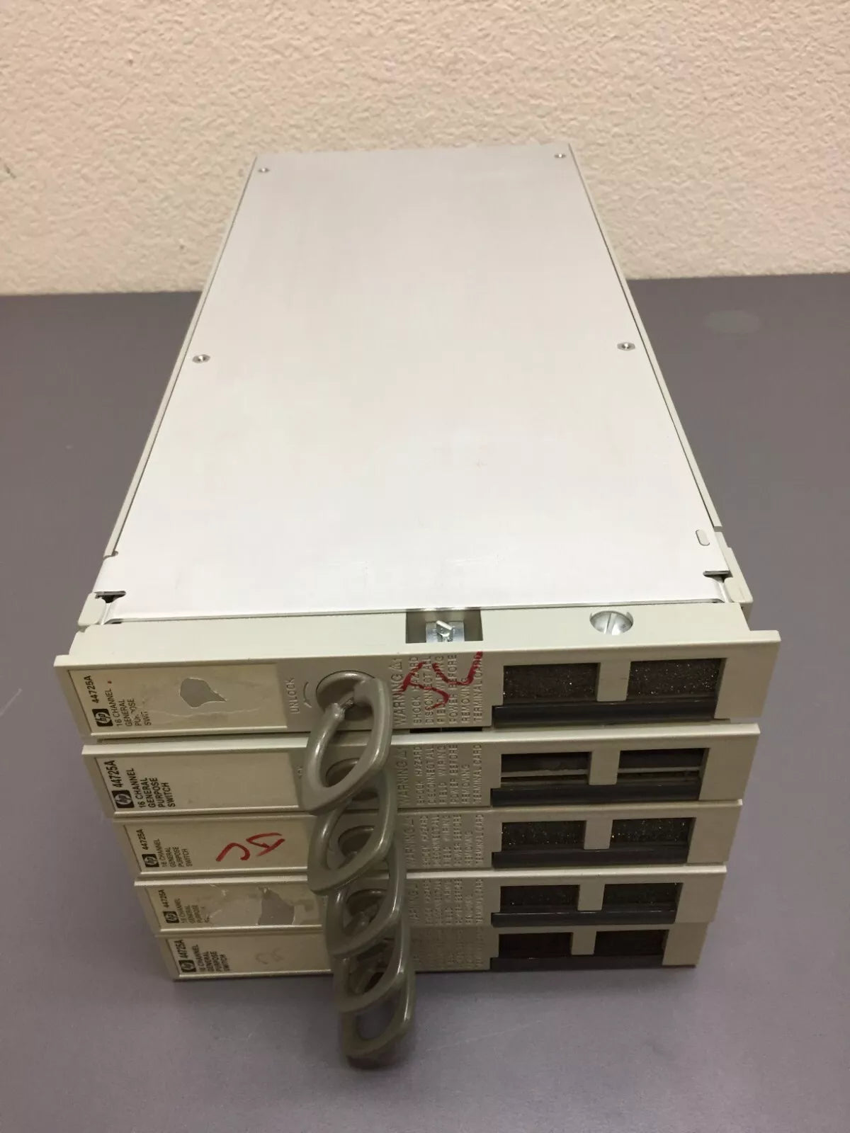 HP/Agilent 44725A 16 Channel General Purpose Switch