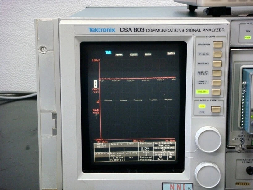 Tektronix CSA803 Digital Oscilloscope Main Frame