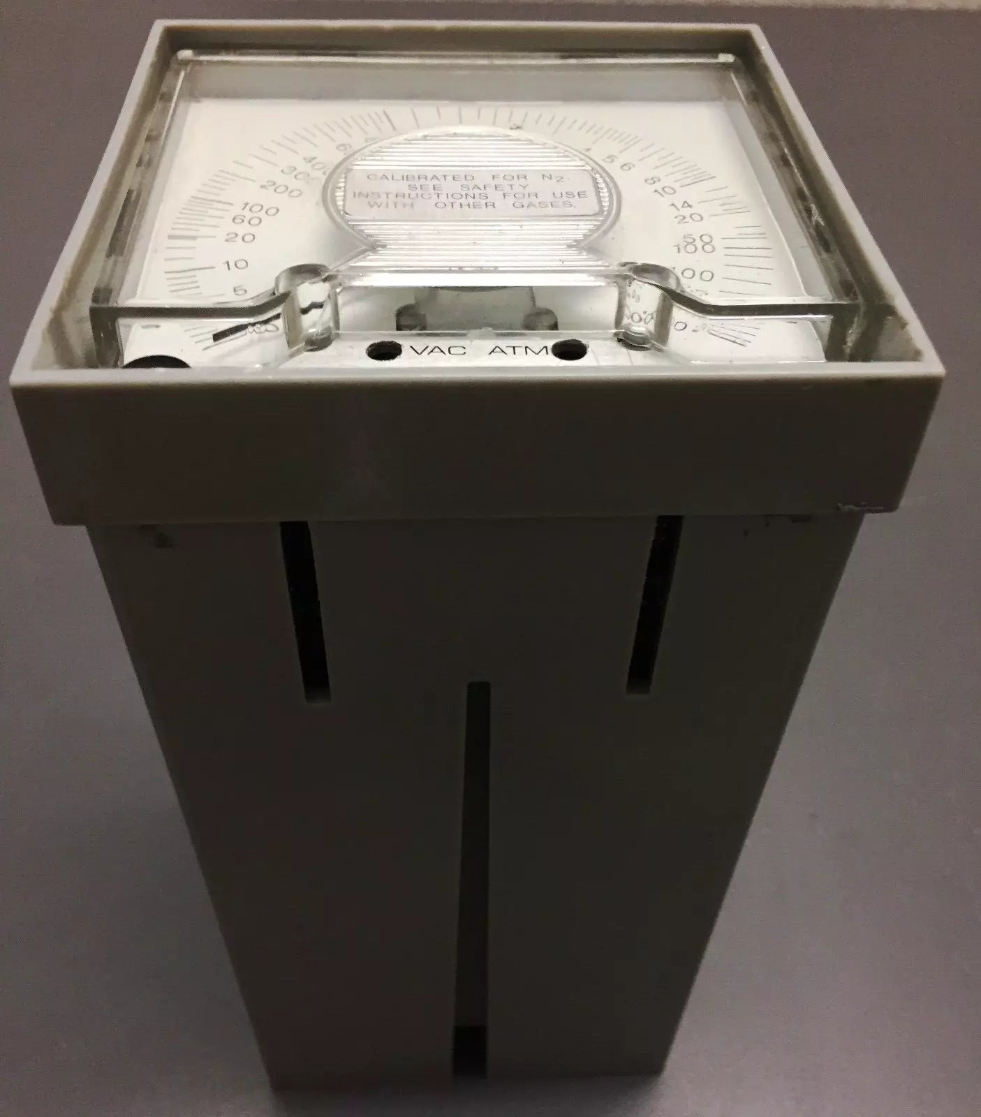 Granville-Phillips 275 Convectron Gauge Controller for 1-Set Point Torr