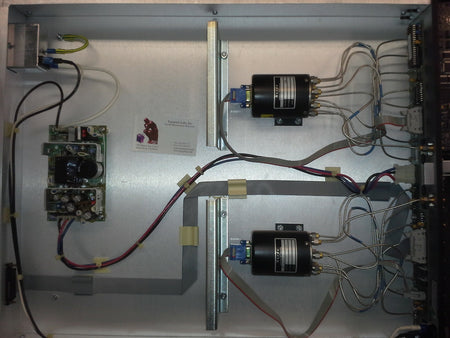 RF Switch/Multiplexer DC - 3 GHz Manual Control Dual 1x8 8 Port SMA - Narda