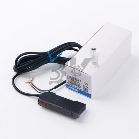Omron E3X-DA8-S Photoelectric Switch - New in Box