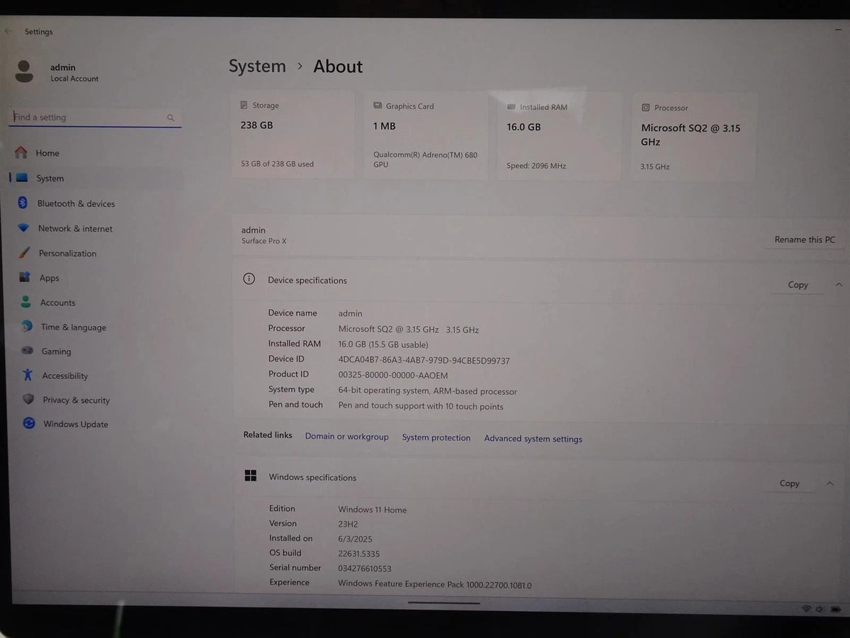 Microsoft Surface Pro X 1876 SQ2 3.15GHz 16GB 256GB Win 11 Home Black