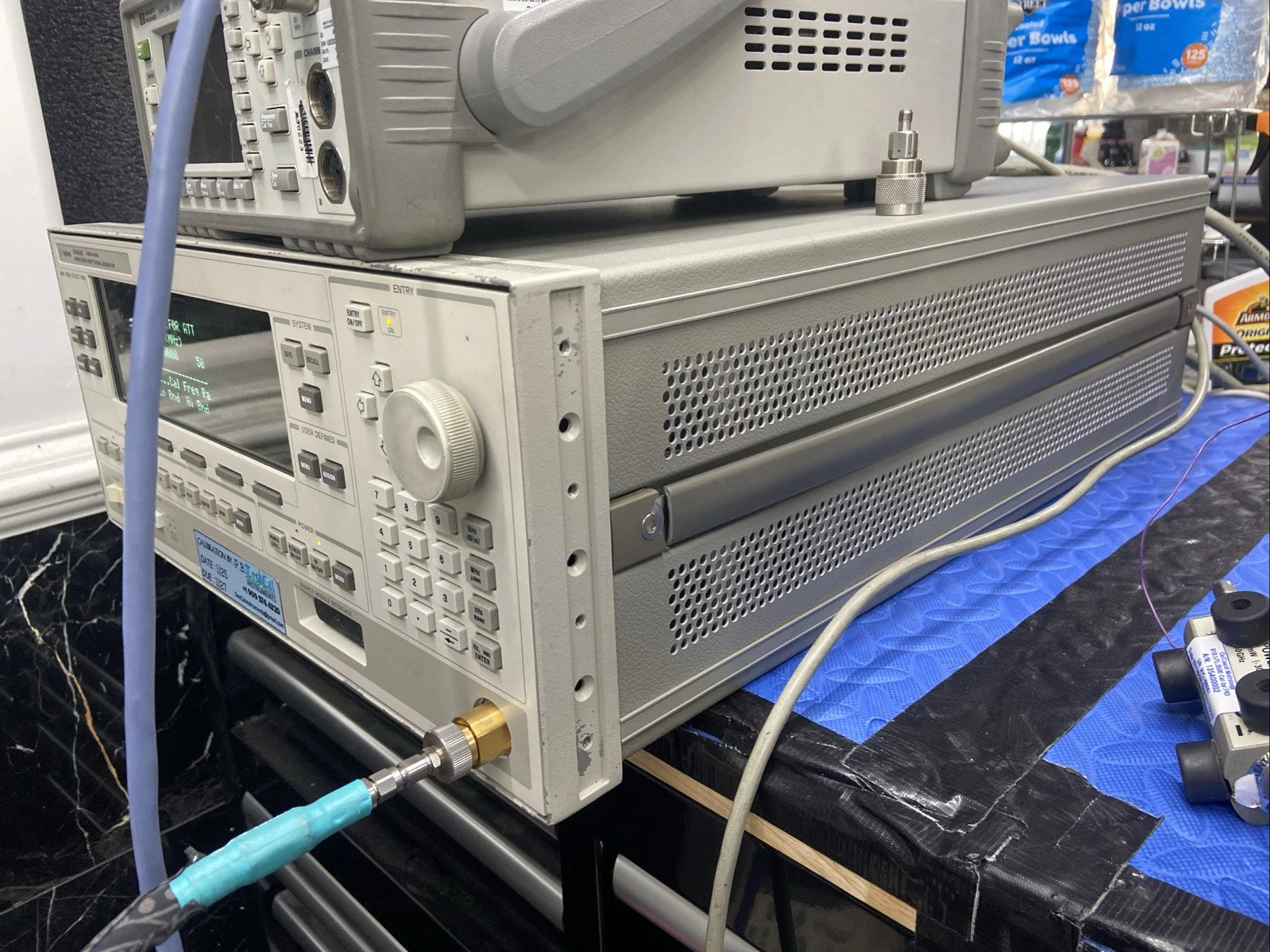 HP Agilent 83650B 10MHz-50GHz Sweep Swept Signal Generator 1, 2, 8! Cal’d!