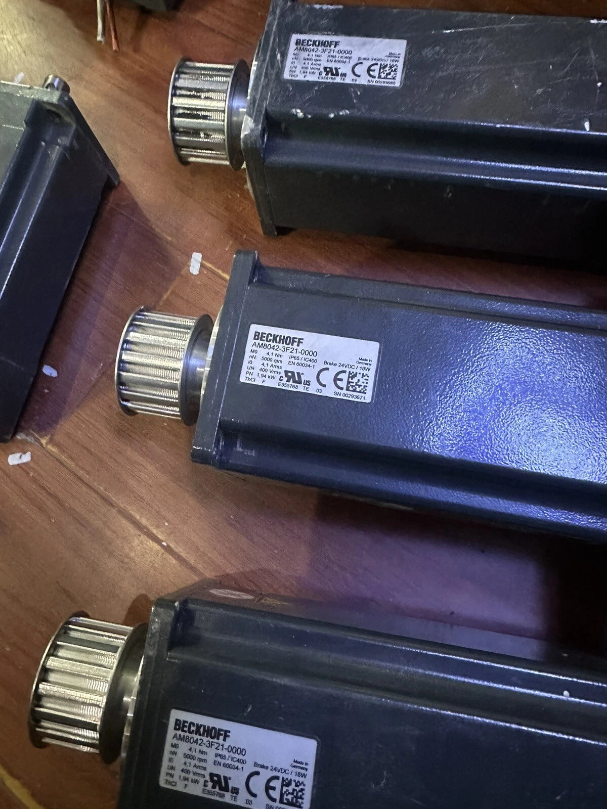 BECKHOFF AM8042-3F21-0000: Multi-Axis Servo Drive System