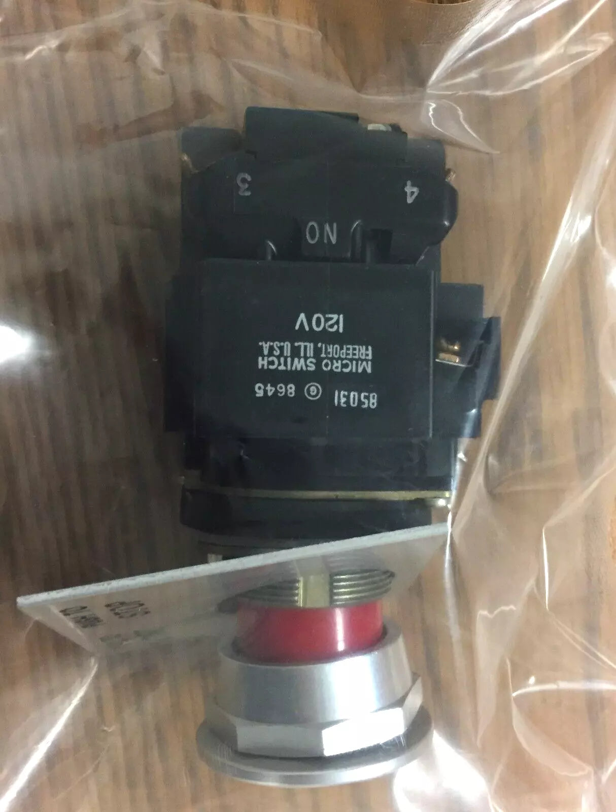 Micro Switch PTY 2311 Push-Pull Switch 2-Position