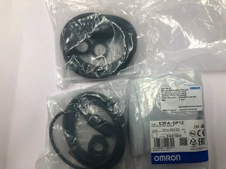 Omron E3FA-DP12 Photoelectric Sensor