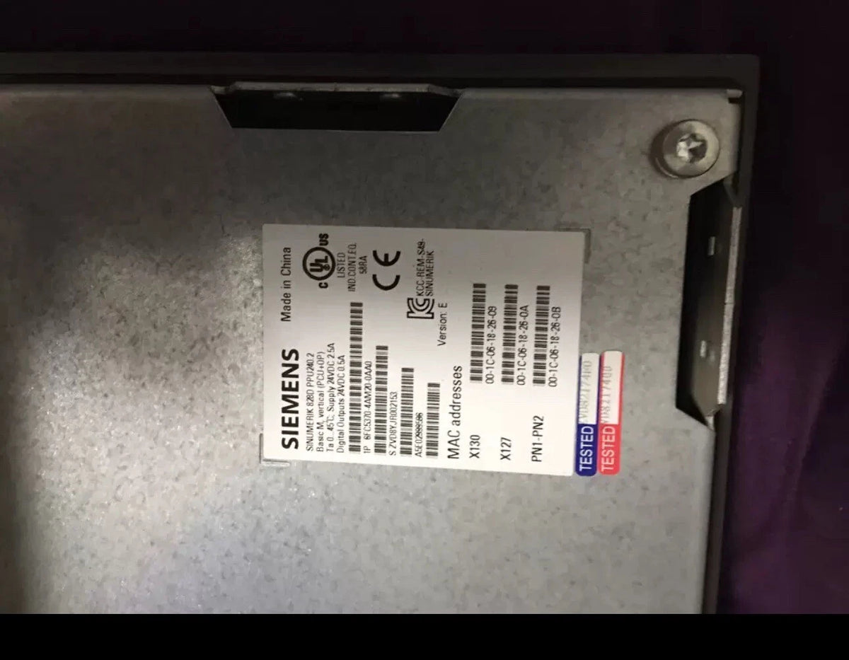 828D 6FC5370-4AM20-0AA0 Product: Features & Specifications