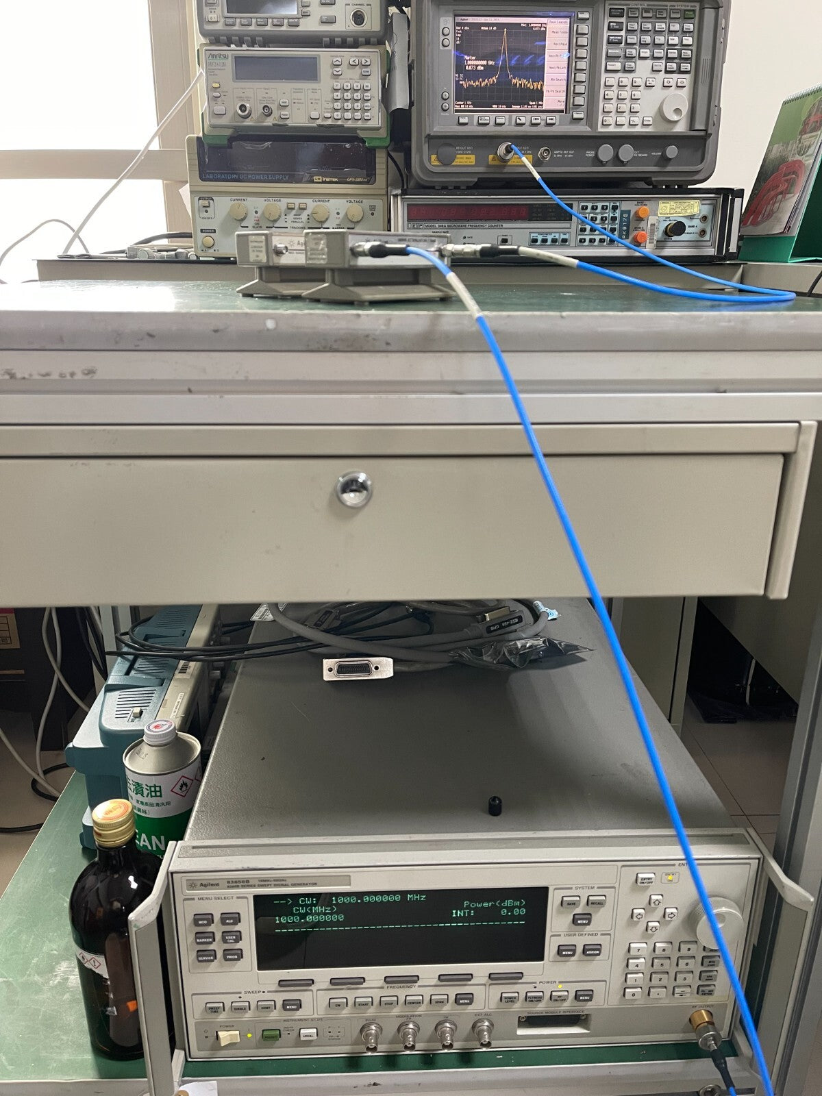 HP Agilent 8495B Step Attenuator 0-18GHz , 0-70dB , 10dB steps - XG eqpt