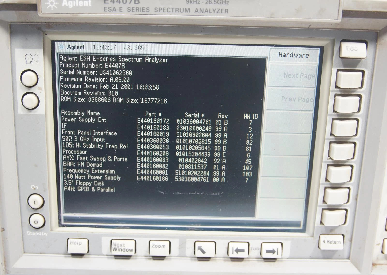 HP Agilent E4407B 9kHz - 26.5GHz Spectrum Analyzer Options AYZ 1DR 1D5 A4H AYX