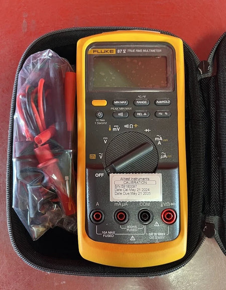 Fluke 87V True RMS Digital Multimeter with Data SN 59180097