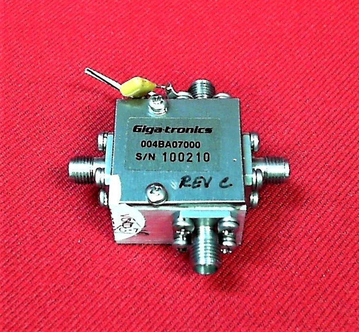 Giga-tronics 004BA07000 1pc Signal Generator Module