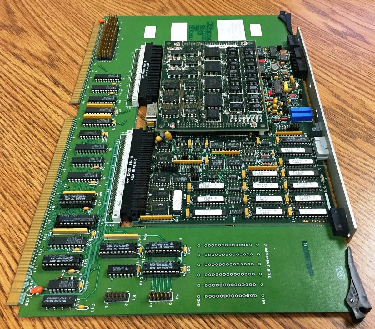 HVE P/N: AS90150001 Synergist II 1000 BMEBUS-VERSABUS Adapter Standard