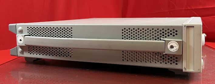 Agilent/Keysight N5183A Opt. 532 Signal Generator with UNT, 1E1, ALB, 1ER, U02, MXG Features