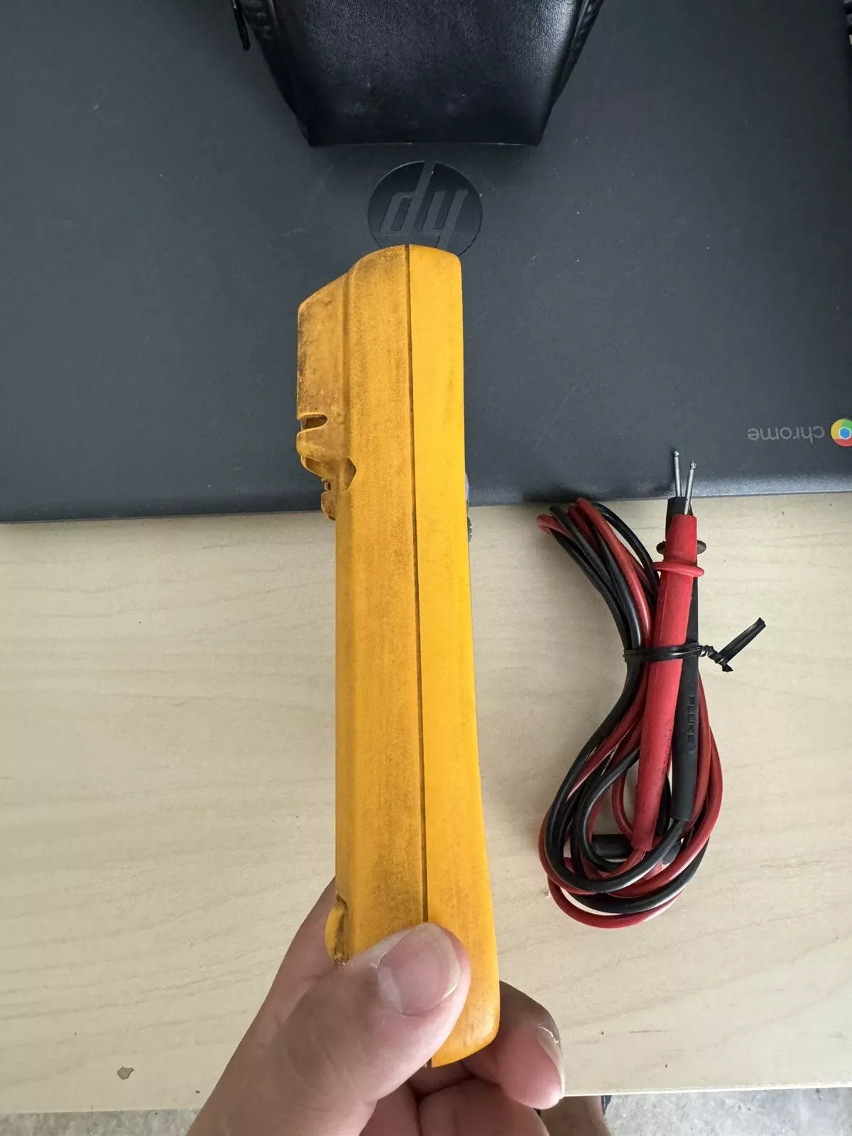 FLUKE 177 True RMS Handheld Digital Multimeter with Leads & Bag