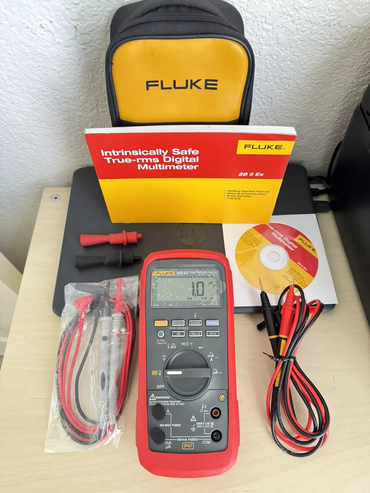 Fluke 28 II Ex True RMS Multimeter with Leads & Bag - Tested