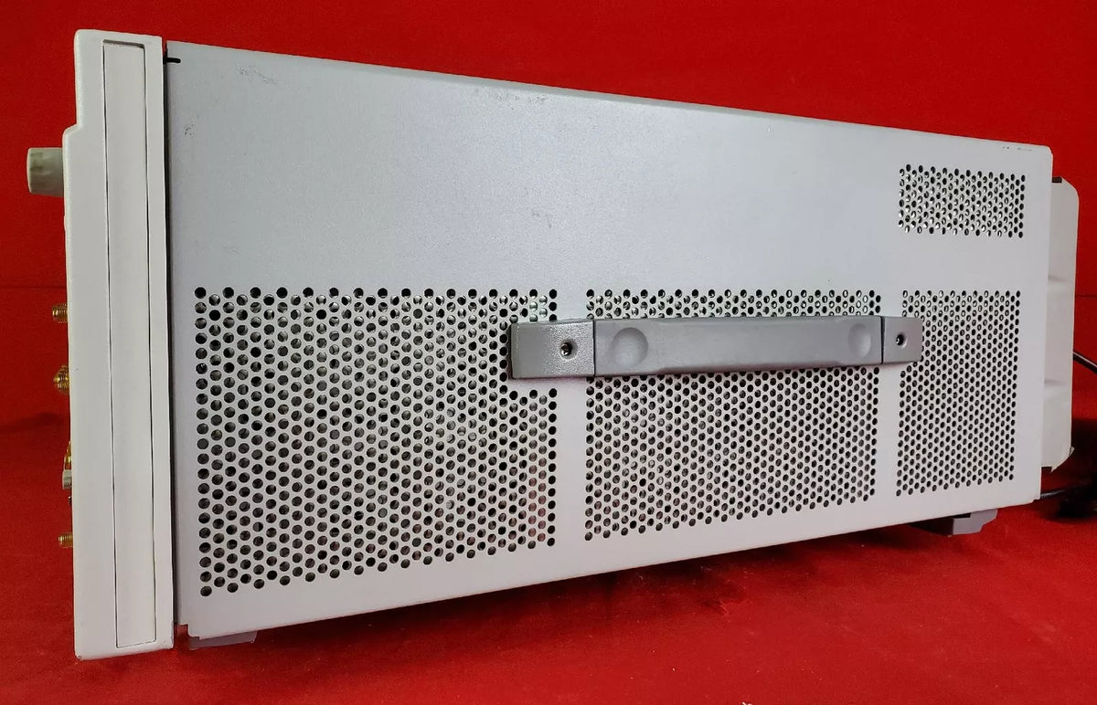 Agilent/Keysight N4903B MY49100334 Serial J-BERT, 150 Mb/s to 12.5 Gb/s OPTIONS