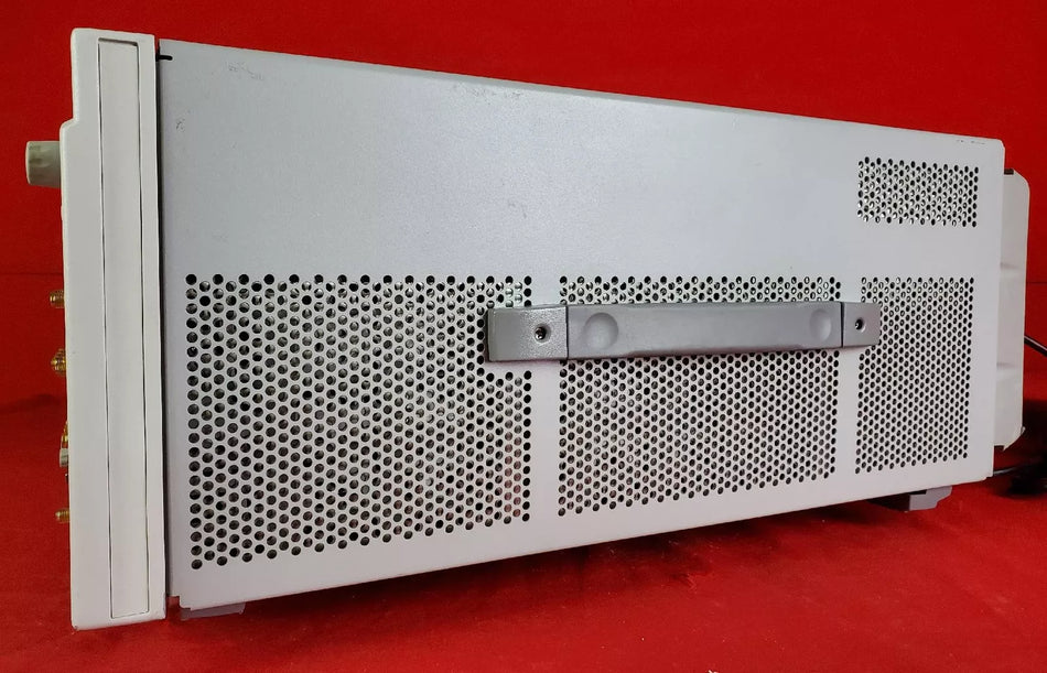 Agilent/Keysight N4903B MY49100334 Serial J-BERT, 150 Mb/s to 12.5 Gb/s OPTIONS