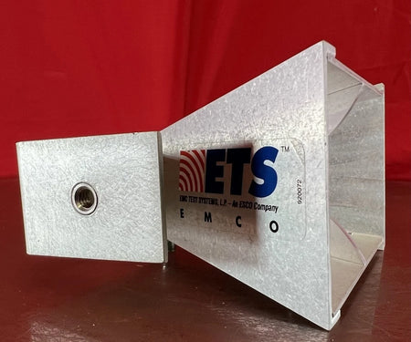 ETS Lindgren 3116 Double-Rigged Waveguide Horn, 18 GHz to 40 GHz