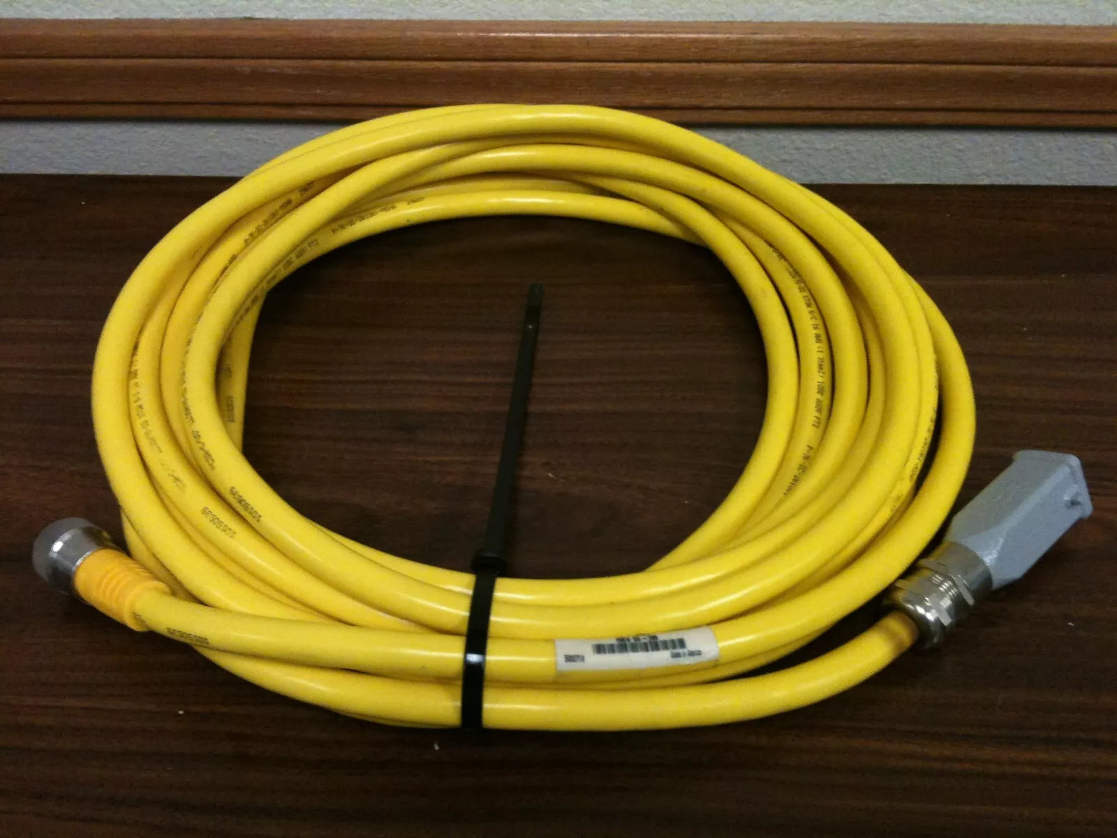 Turck RKV 56-9M U16531 Heavy Duty Cordset Cable with Connectors