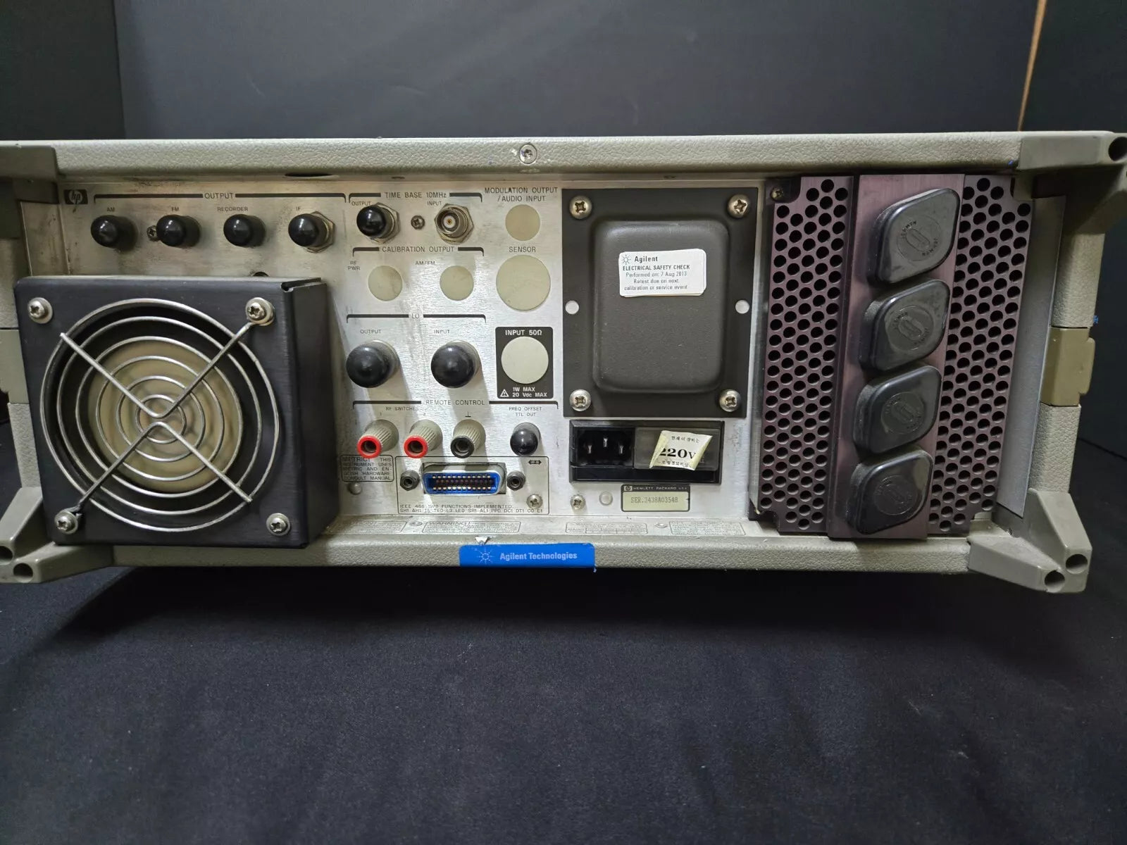HP 8902A Measuring Receiver 150kHz-1300MHz (3548)