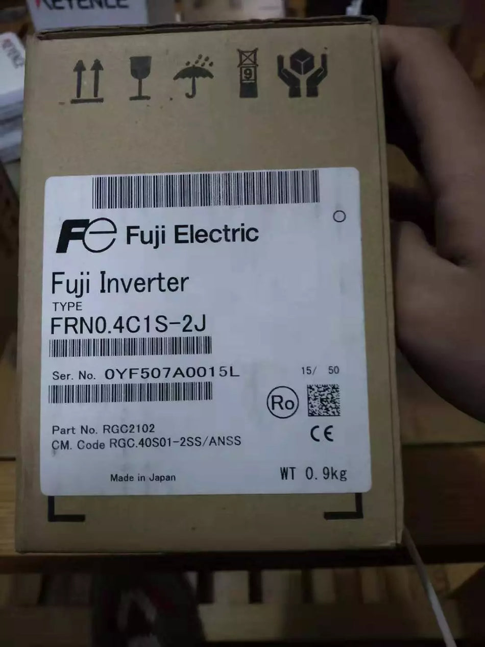 1PC NEW Fuji Inverter FRN0.4C1S-2J 0.4KW by DHL or EMS #W8327 WX