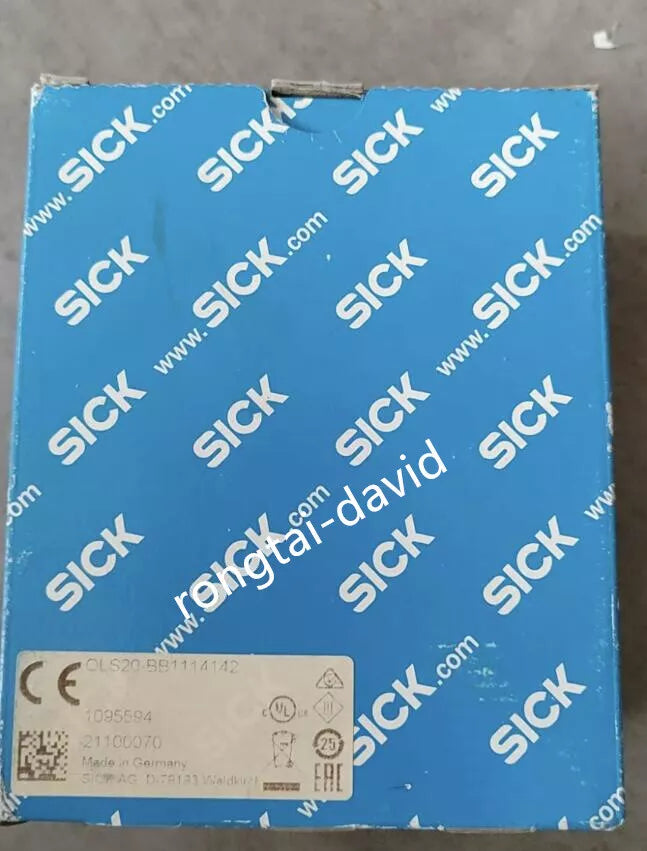 1PCS NEW OLS20-BB1114142 1095594 Photoelectric switch