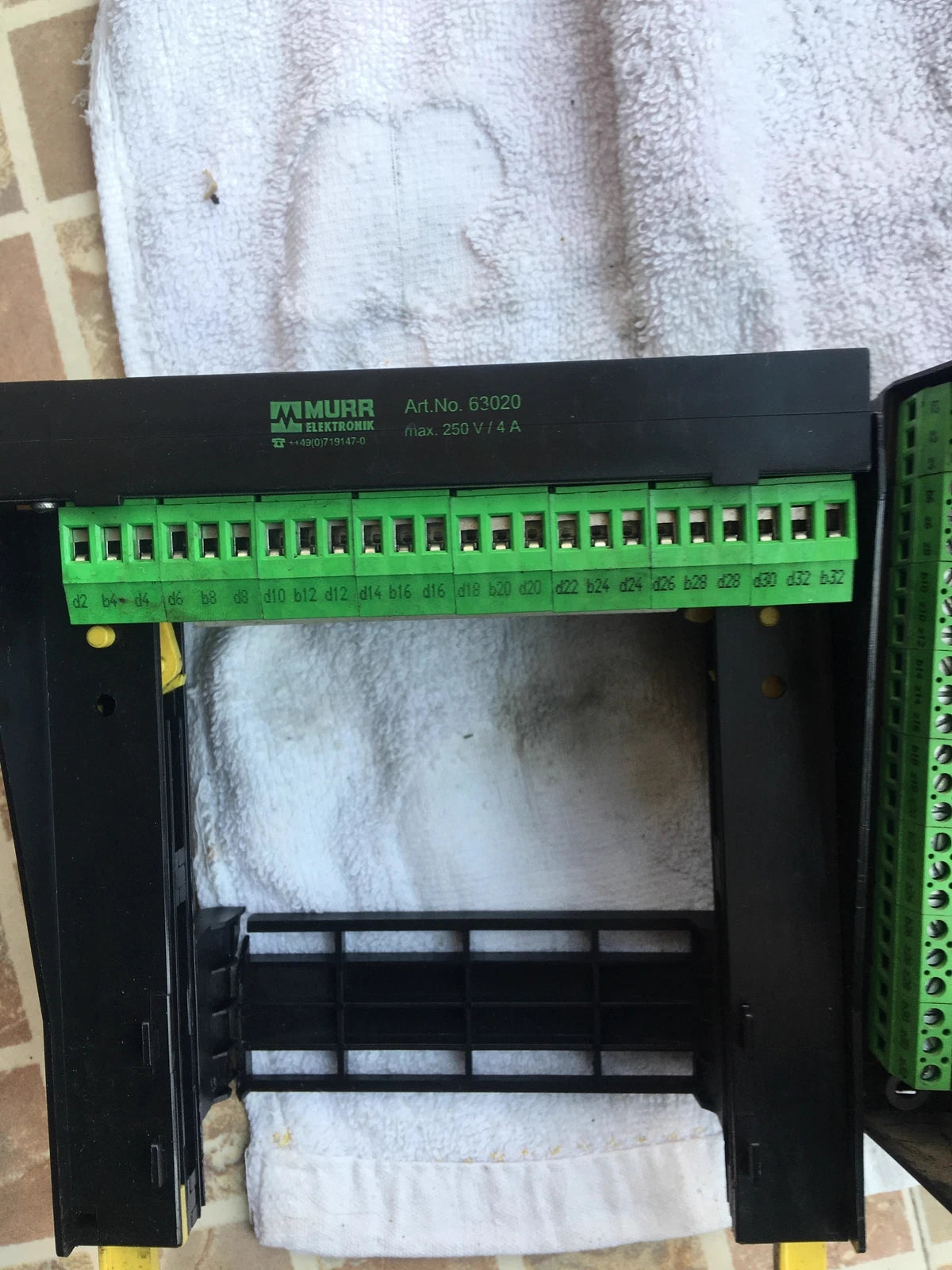 Murr 63020: Compact Industrial Ethernet Switch