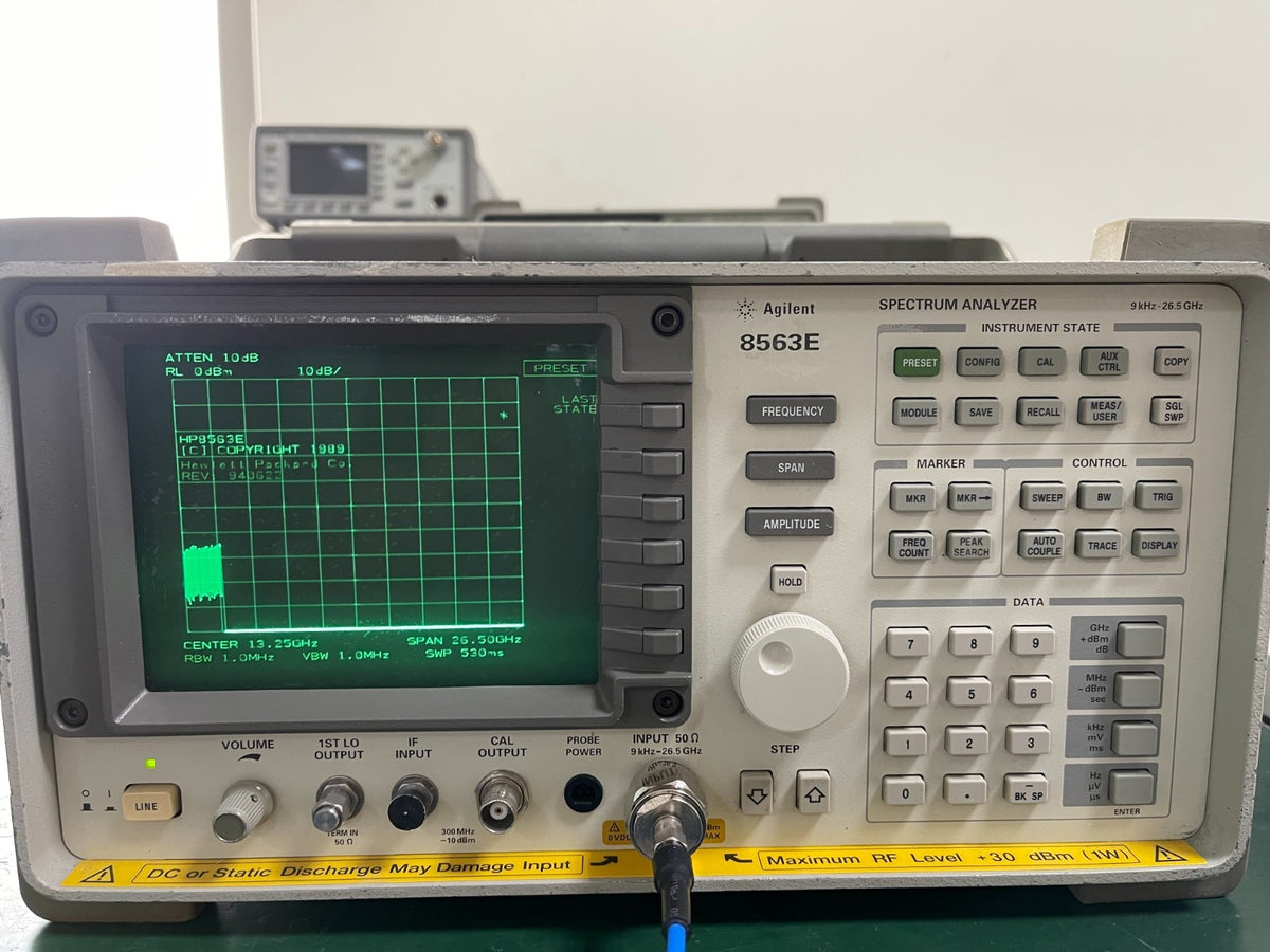 Agilent HP 8563E spectrum analyzer 9KHz to 26.5GHz w/ 85620A_02450 - XG eqpt