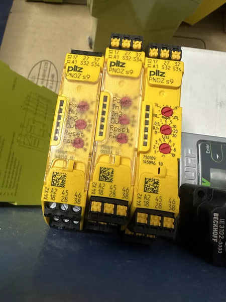 PILZ PNOZ S9 Safety Relay 750109 - 24VDC Safety Switching Device