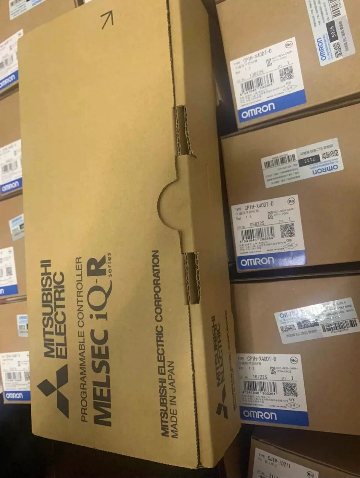High-Fidelity Noise-Canceling Headphones R65B
