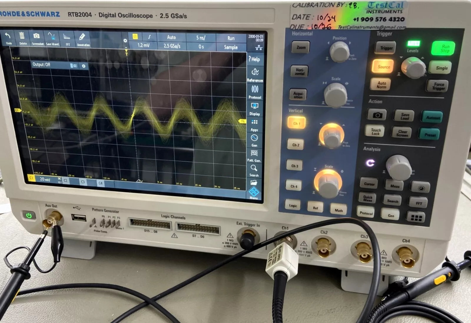Rohde & Schwarz RTB2004 Digital Oscilloscope 300Mhz / 2.5Ghz 4Ch. HV Probe