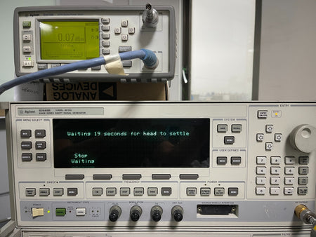Agilent 83640B Synthesized Sweep Signal Generator 10MHz-40GHz