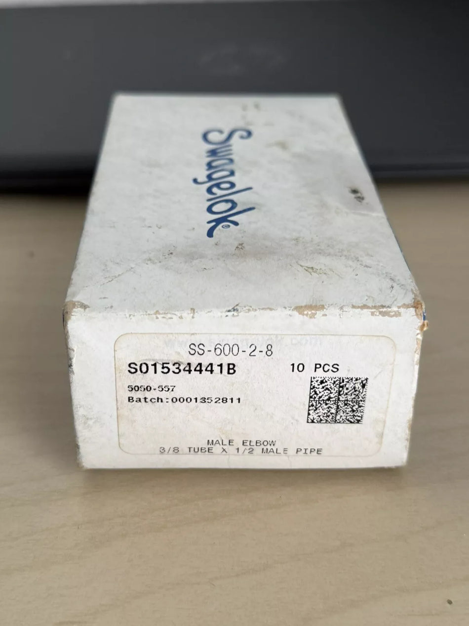 Swagelok Stainless Steel Elbow Fitting, 3/8 Tube x 1/2 Male NPT, SS-600-2-8