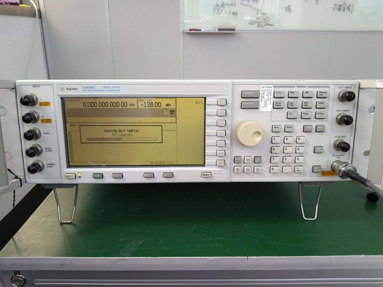 Agilent E4438C ESG Vector Signal Generator 250kHz-6GHz w/506,601,UNB,<wbr/>UNJ _3913