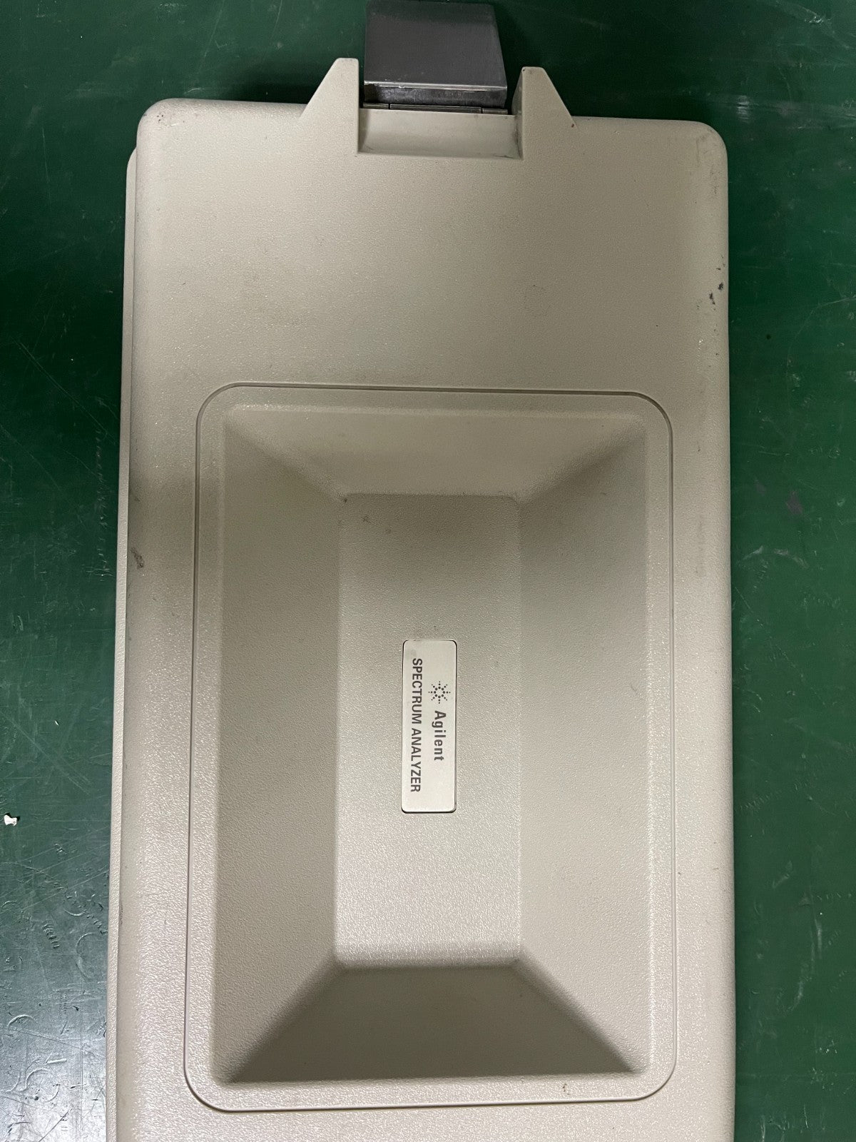 HP Agilent 8920A / 8920B / 856xE / 856xEC front panel cover p/n 08920-90015 - XG eqpt