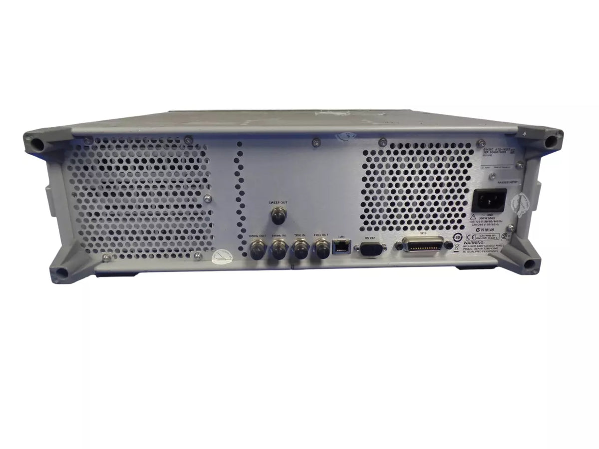 Agilent E4428C ESG Analog Signal Generator, 250kHz - 3GHz