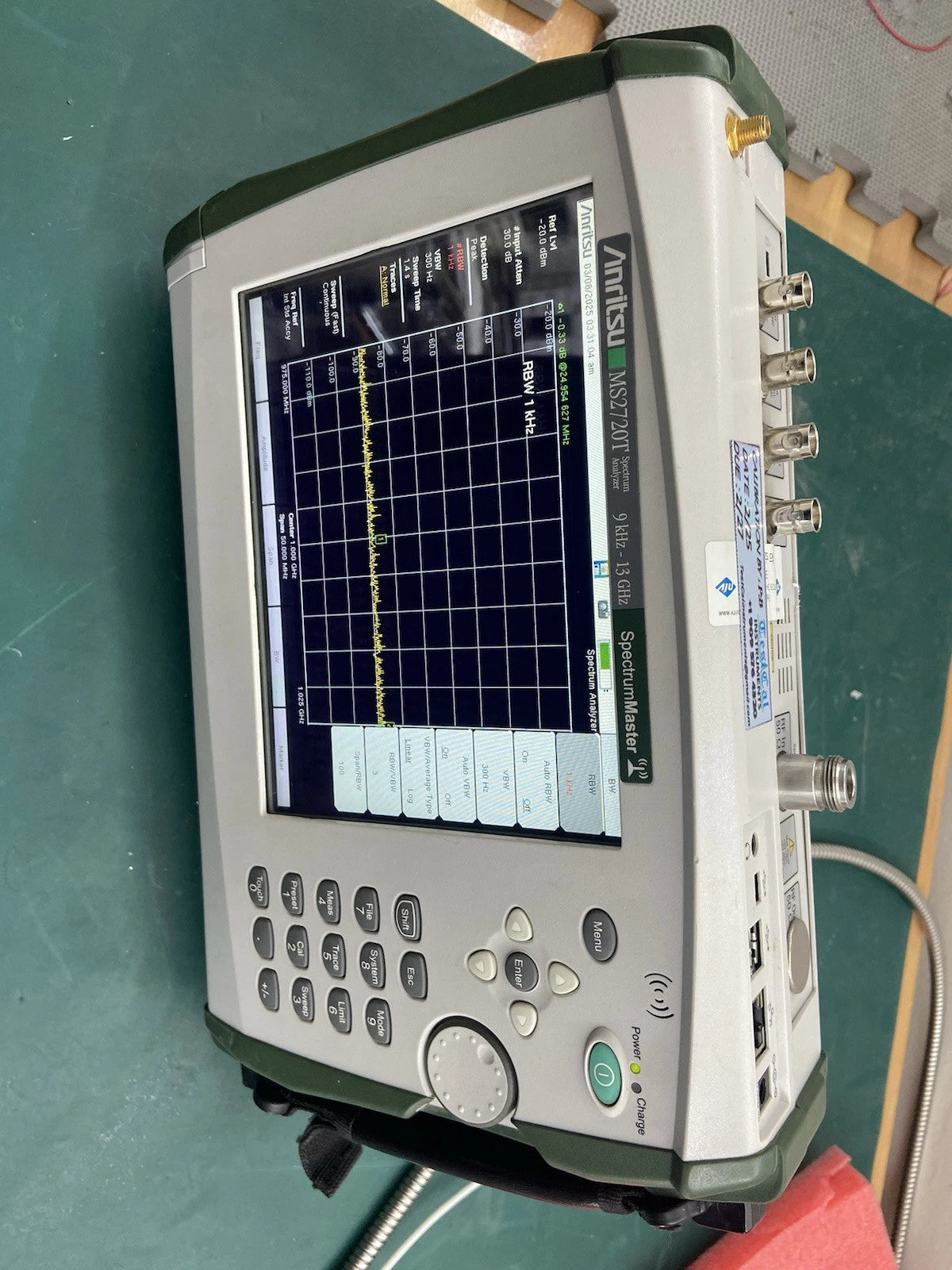 Anritsu Handheld Spectrum Analyzer Master MS2720T Portable with Excellent Calibration and Options