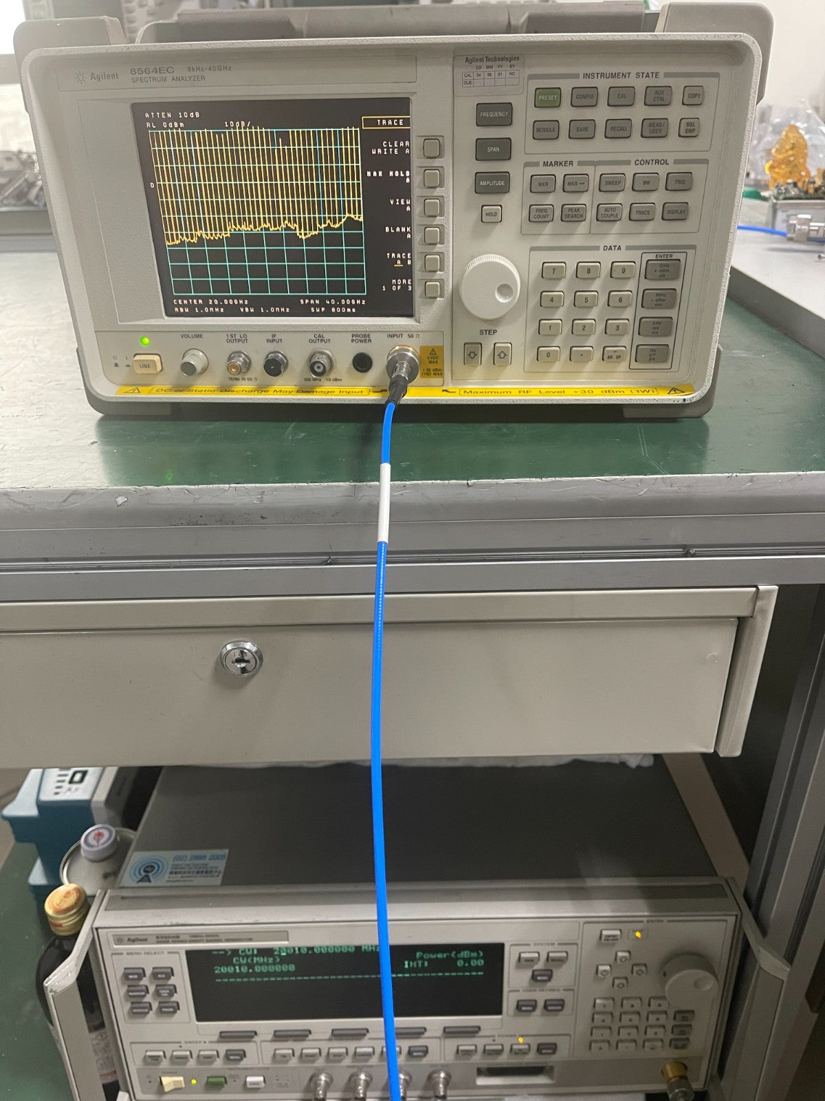 Agilent 8564EC 9KHz - 40GHz Spectrum Analyzer w/ opt.007 _0540 - XG eqpt