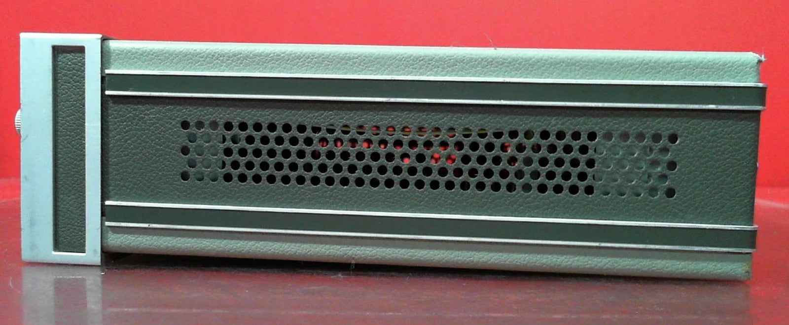 HP Agilent 11975A 2304A00211 Amplifier 2-8GHz, 16dBm